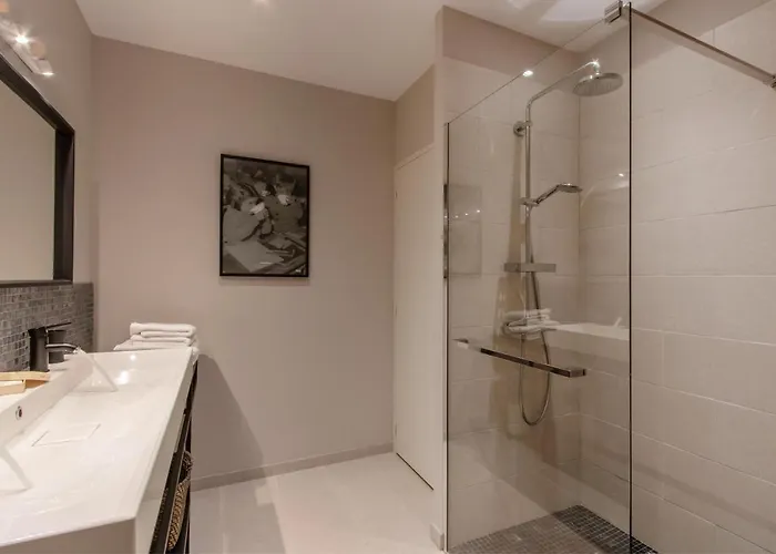 Nakalta Villa Cazoules